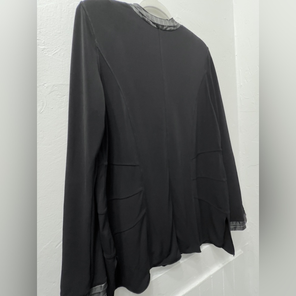 Black Ruffled Cardigan - Picture 6 of 7